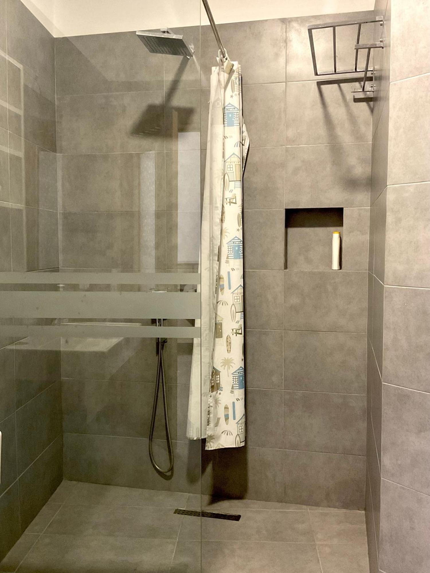 Mojito Beach Apartments With Free Parking Sarande Room photo