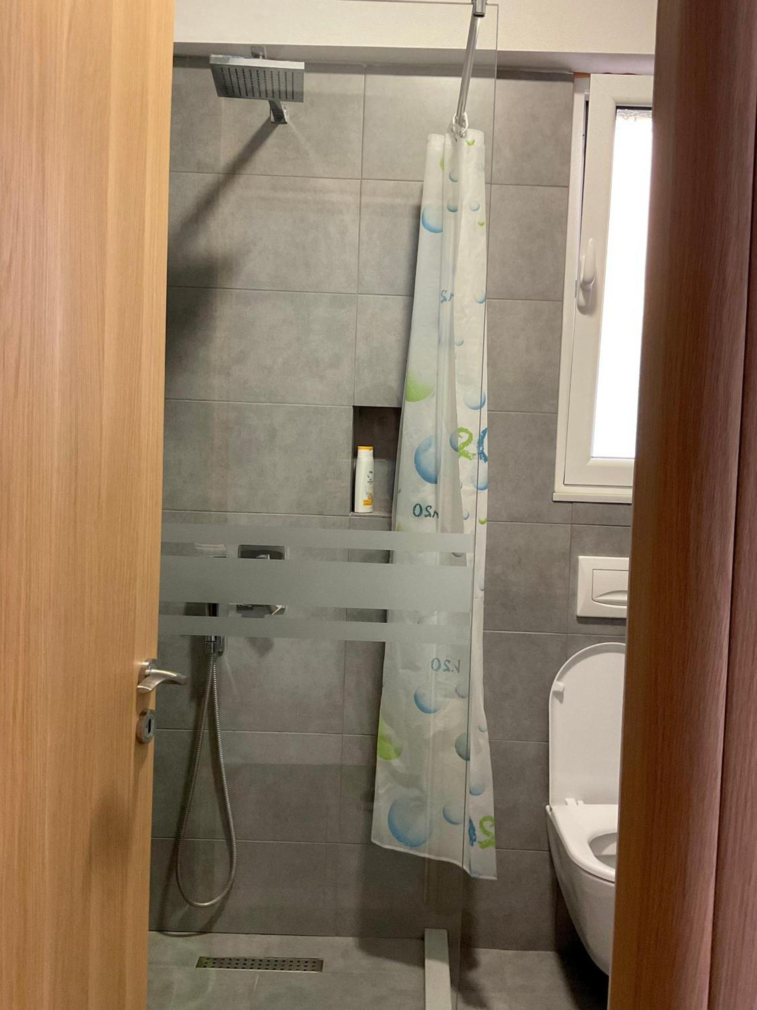 Mojito Beach Apartments With Free Parking Sarande Room photo