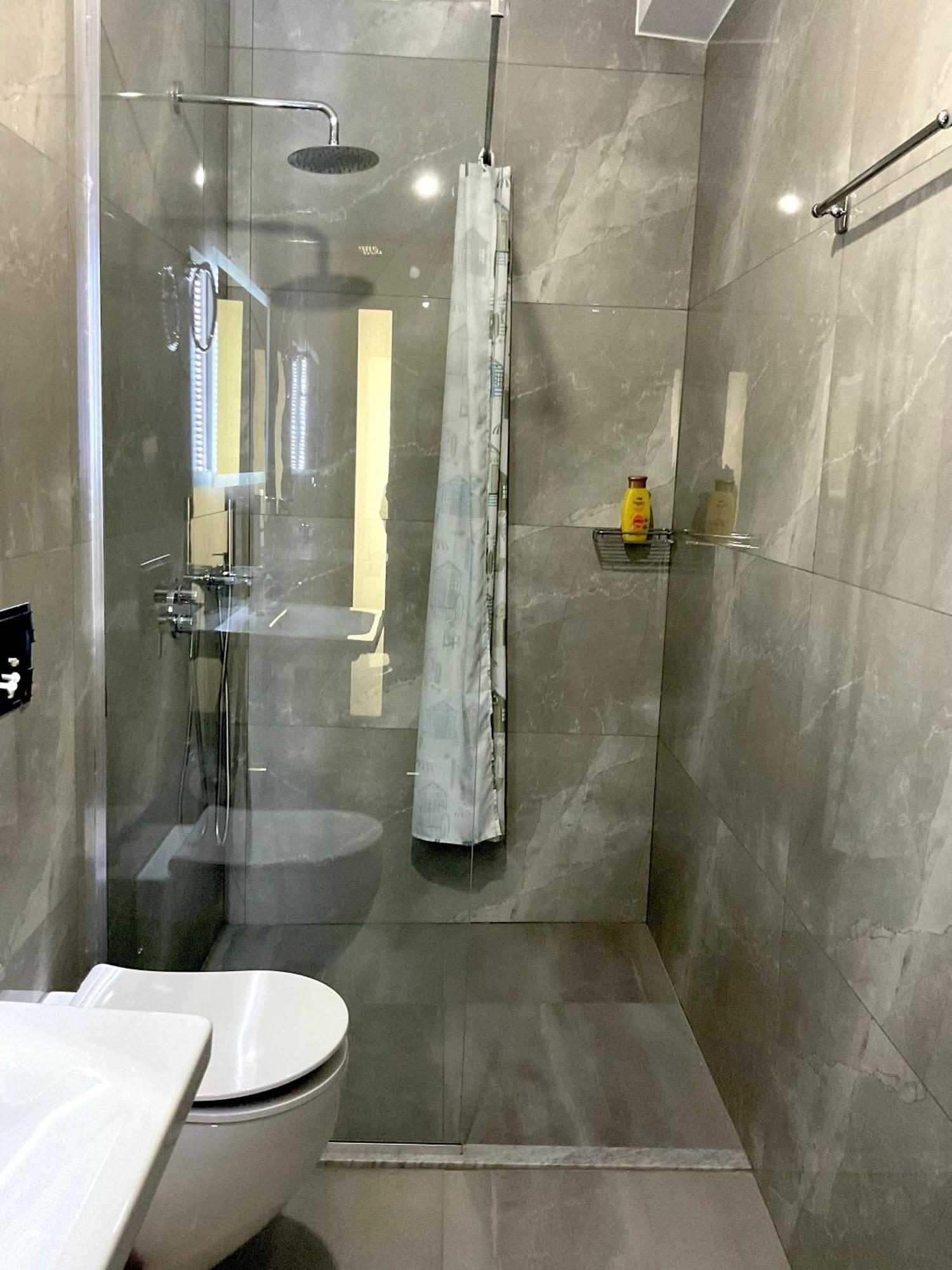 Mojito Beach Apartments With Free Parking Sarande Room photo